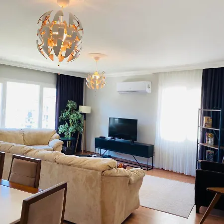 아파트 Merkezde 3+1 Deniz Manzarali Konsept 쿠사다시